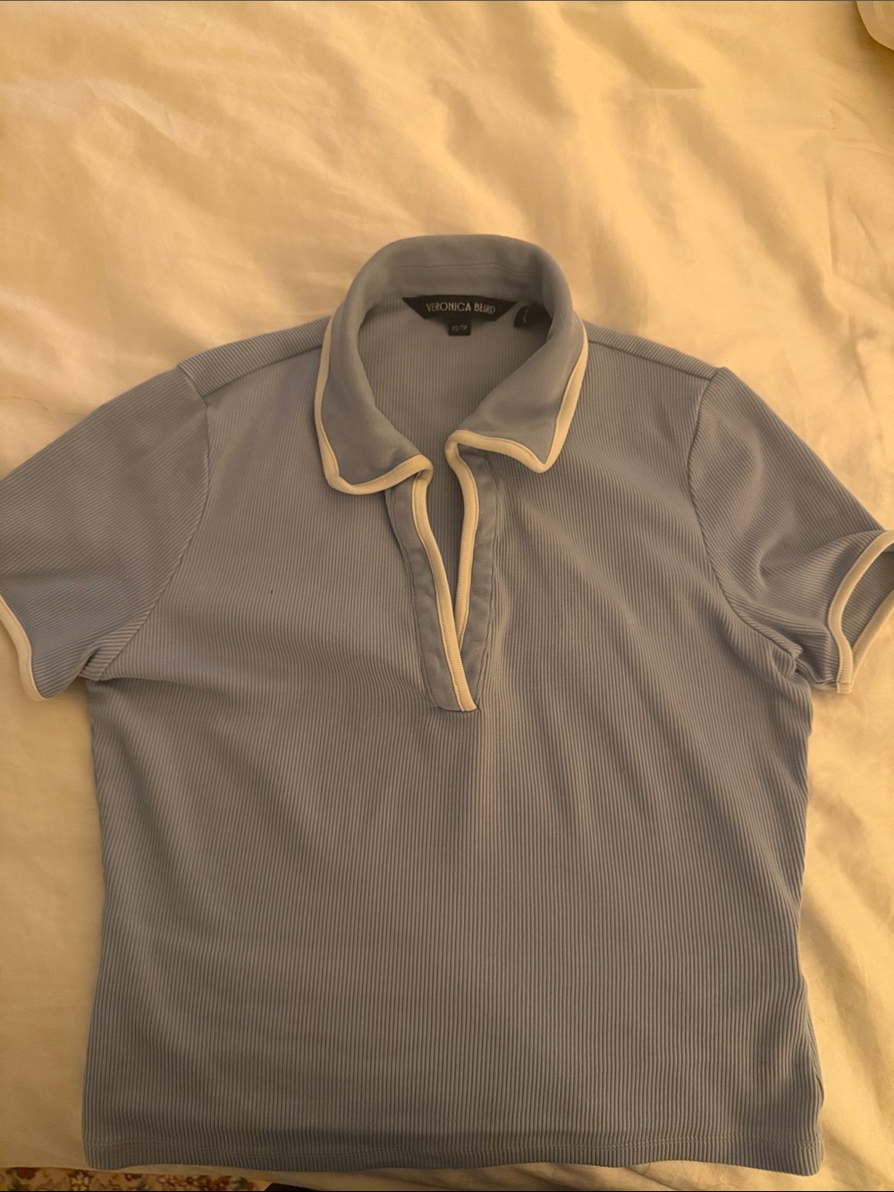 VERONICA BEARD Kearney Tee - Picture 3 of 5